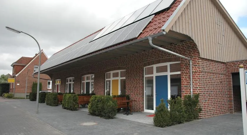 Göcke's Haus und Garten - Image 1