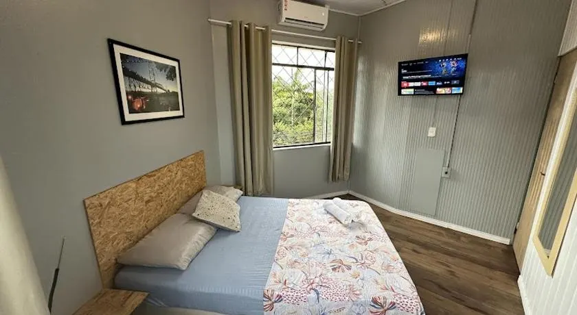 8 Quarto Cama Queen e SmartTv Netflix - Image 1