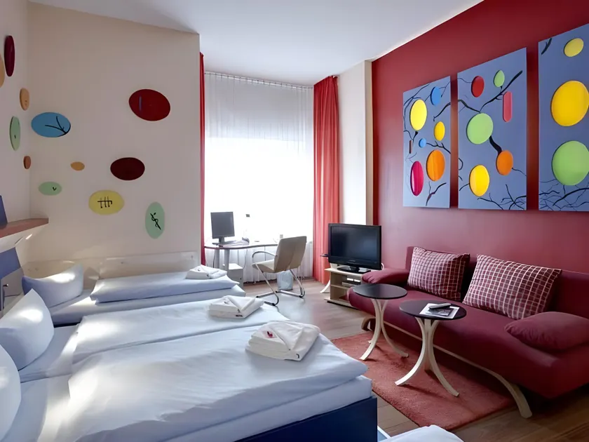 Art Hotel Charlottenburger Hof Berlin - Image 1
