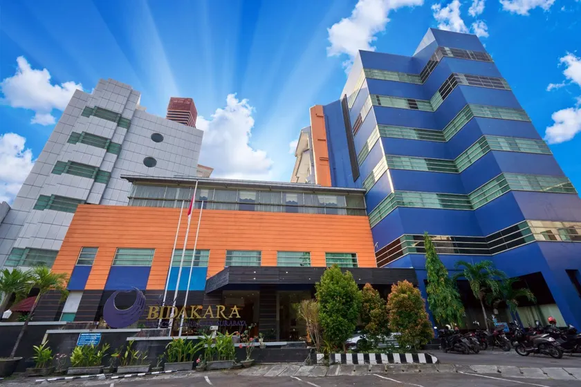 Hotel Bisanta Bidakara Tunjungan - Image 1