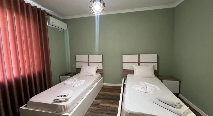 Hotel, Bar, Restaurant Beni - Image 1