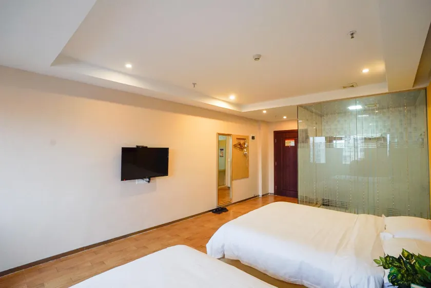 Dong Fang Ya Jing Hotel - Image 1