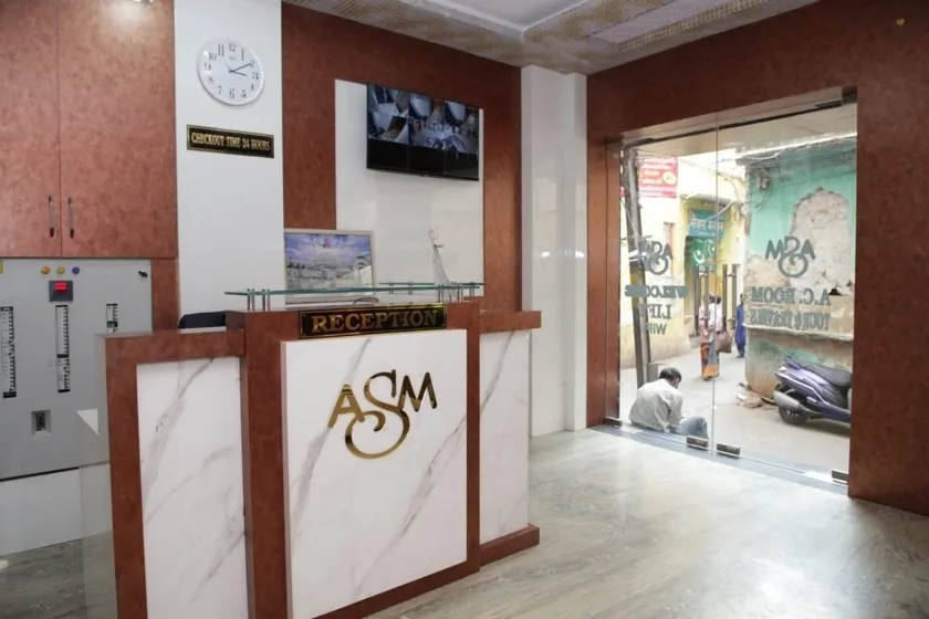 Hotel Al Sharif Manzil 90 Mtrs from Dargah - Image 1