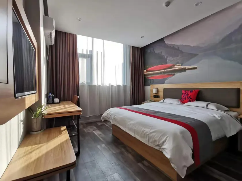 Junyi Chain Hotel (Danyang Houxiang Town Central Street) - Image 1