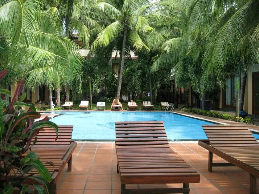 Sunrise Resort - Image 1