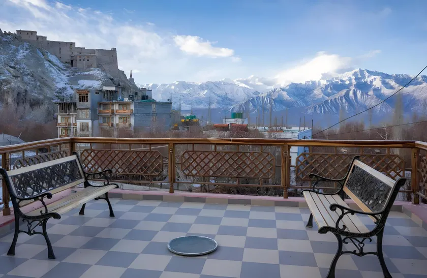 New Royal Guest House - Image 1