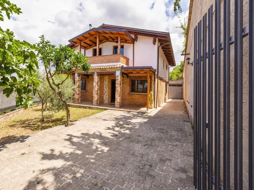 Chalet in Motta Santa Lucia im Grünen - Image 1