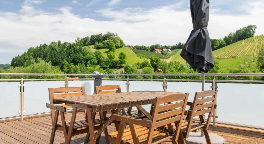 CLAUS RESCH APPARTEMENTS - E-Bike, Wandern, Minigolf, Familie, Urlaub an der Weinstraße - Image 1