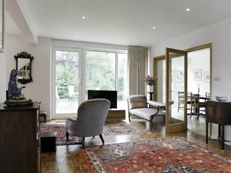 Veeve  Putney - Image 1