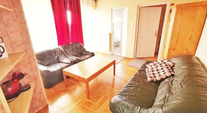 Apartman Poirot - Image 1
