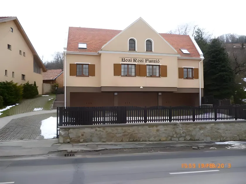 Bozi Rozi Panzió - Image 1