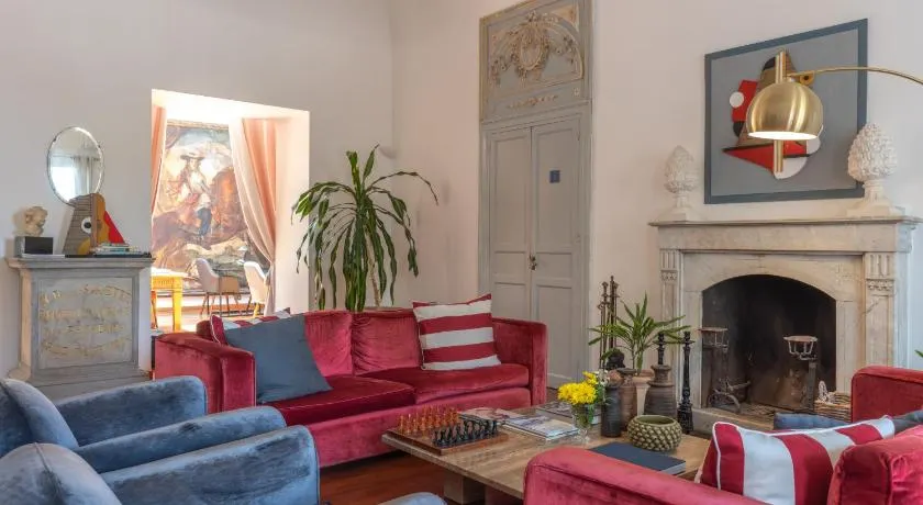 L' Hôtellerie Easy Suites - Image 1