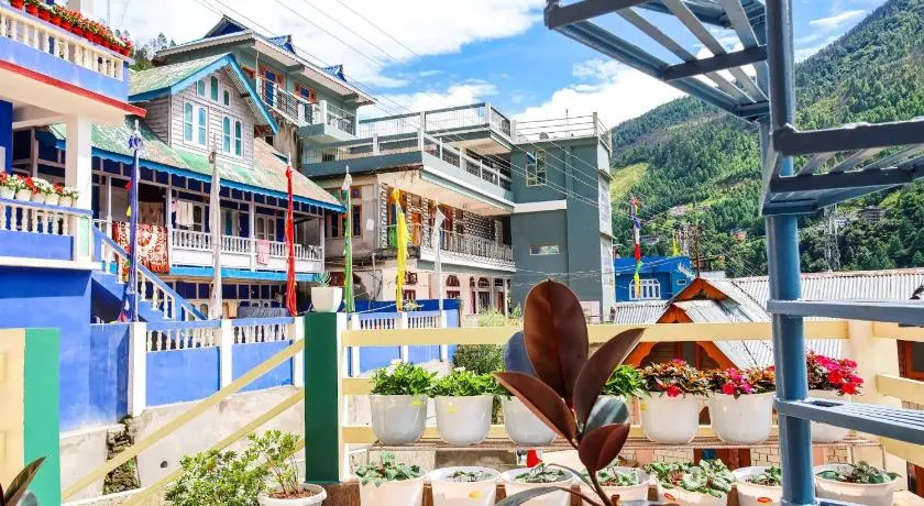 Daisy Homestay Dirang - Image 1