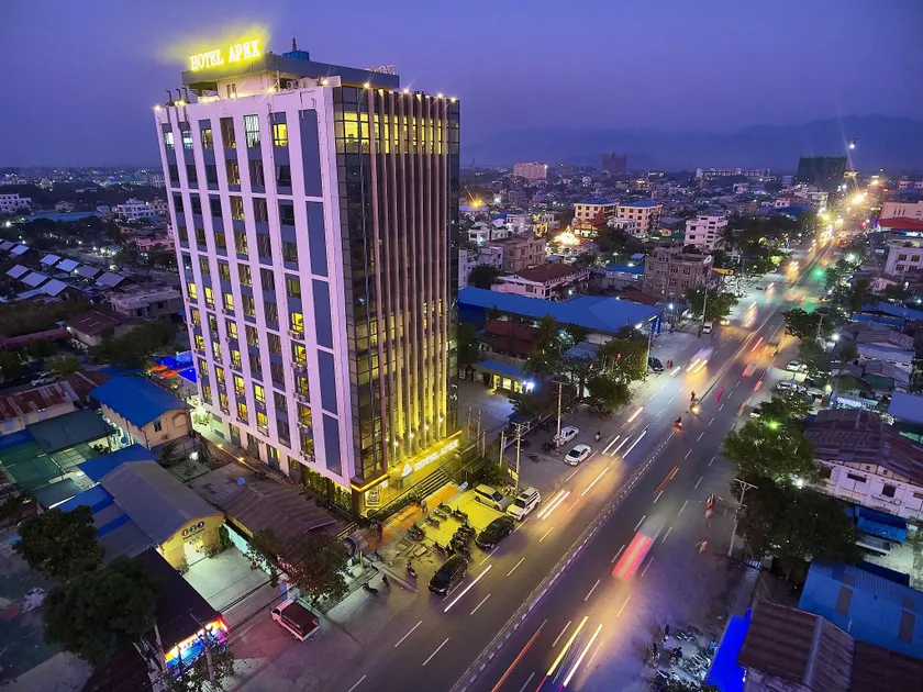 Hotel Apex - Image 1