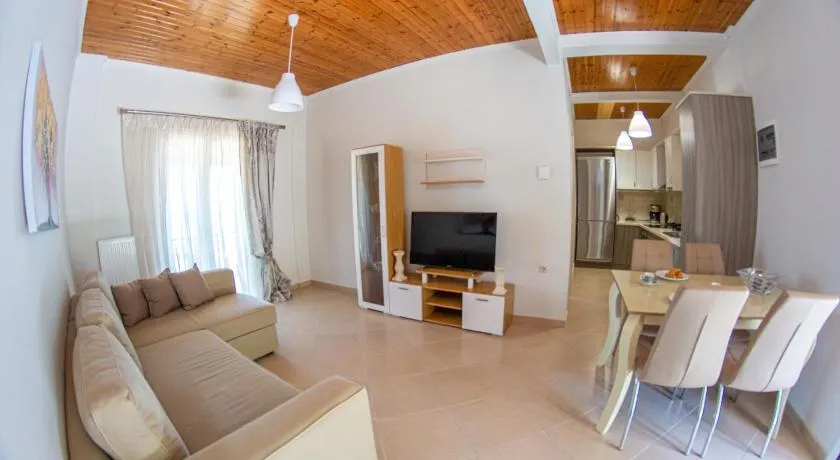 Marabu Seaview Apartments - Image 1