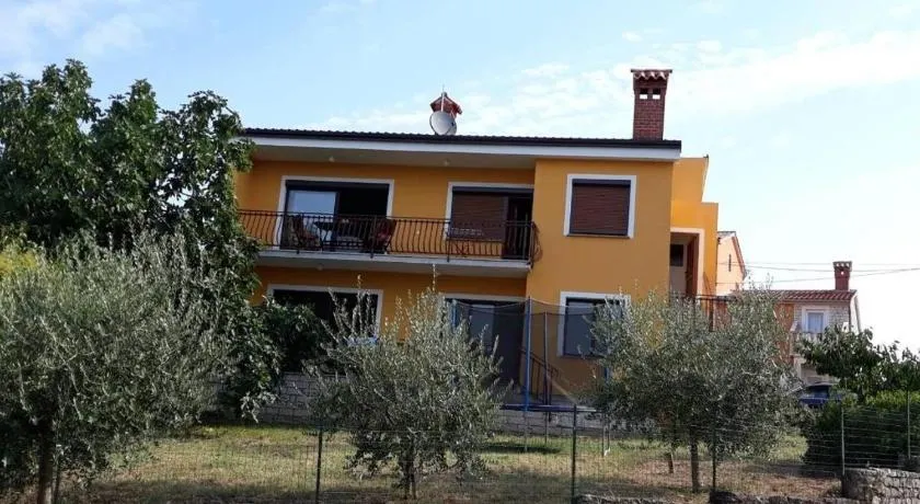 Apartments with a parking space Mugeba, Porec - 24342 - Image 1
