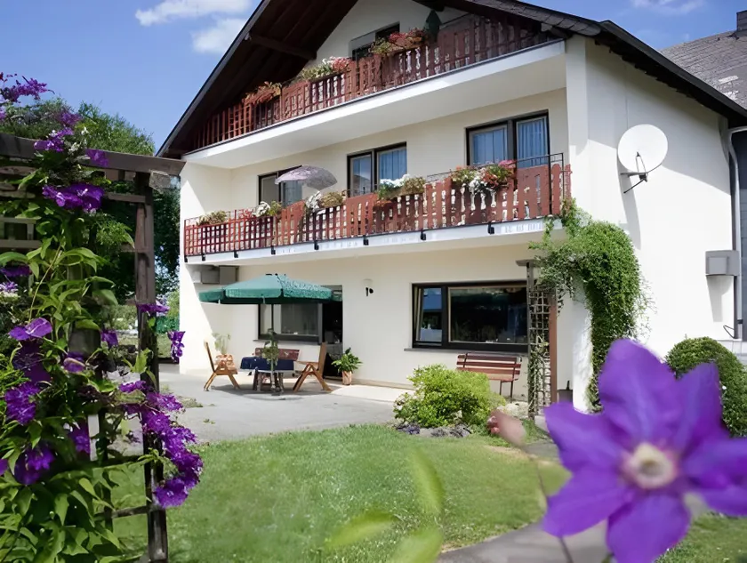 Landhaus Heimisch Bed & Breakfast - Image 1