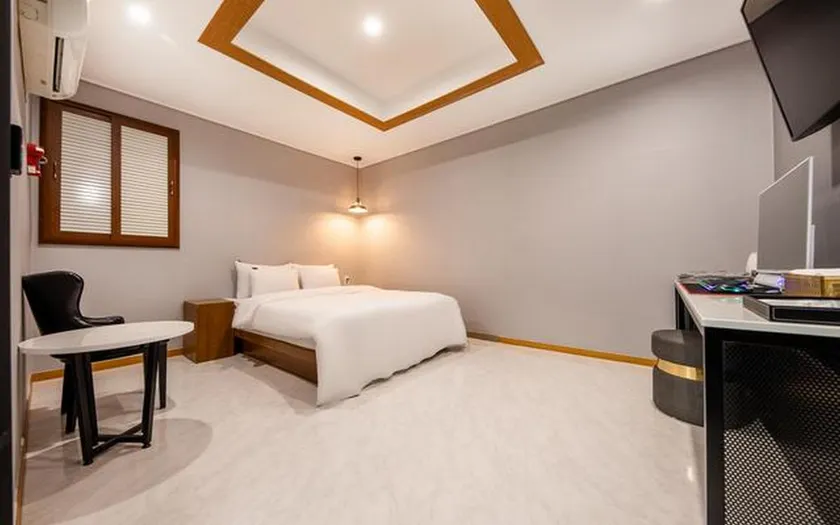 Jecheon Cats Hotel - Image 1