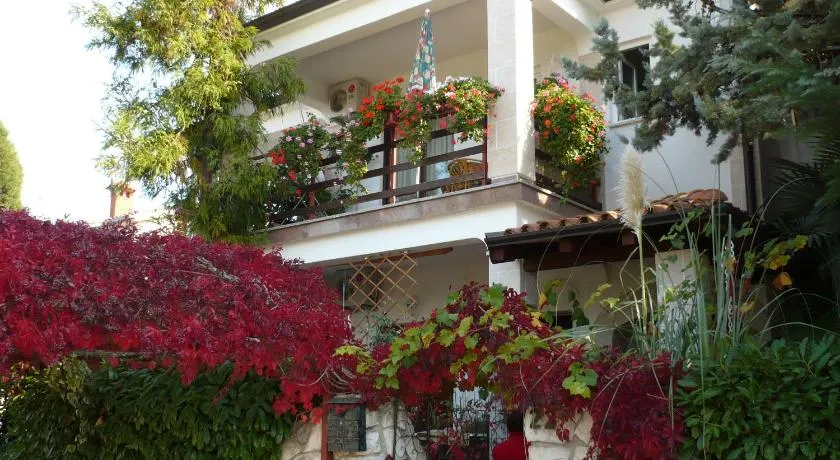 Apartments Finida - Image 1
