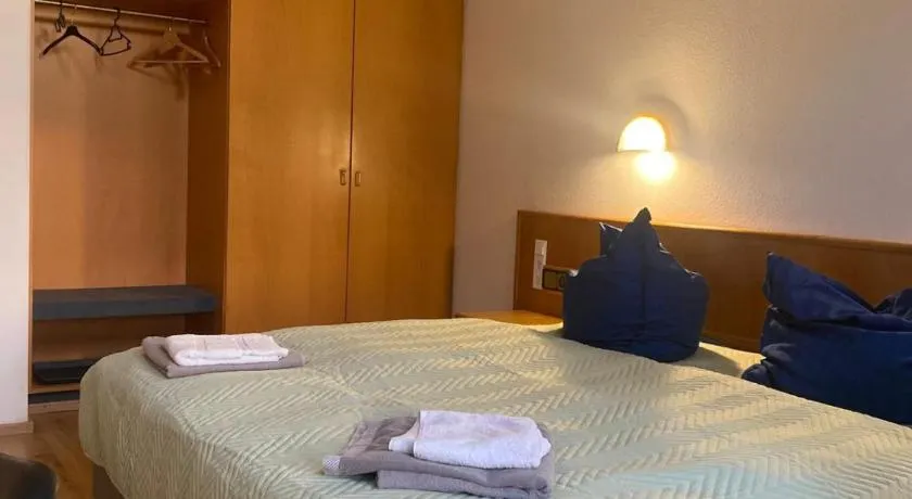 Pension am Main Ruhige Lage Zimmer mit eigenem Bad - Image 1