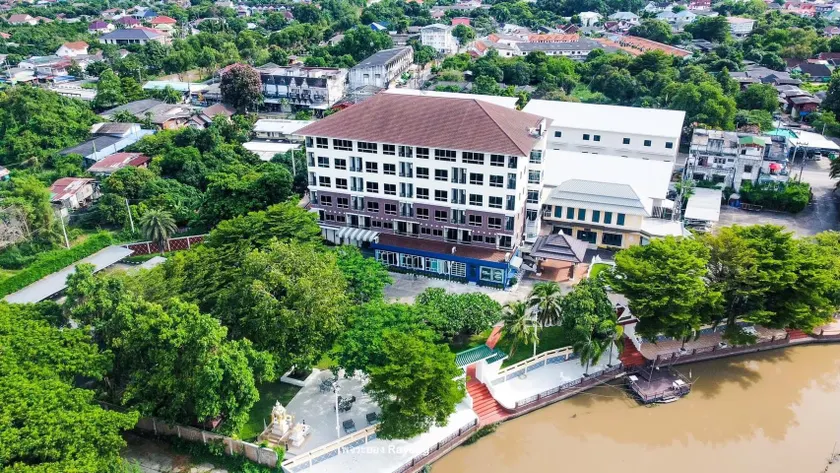 Madina Rayong Hotel - Image 1