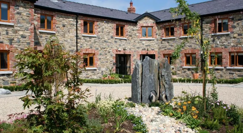 Decoy Country Cottages - Image 1