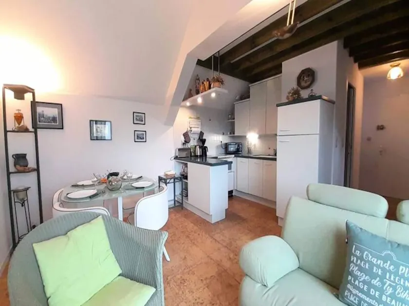 Rooms for 4 People - Image 1