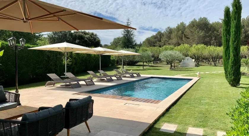 Le Jardin des Amandiers - Image 1
