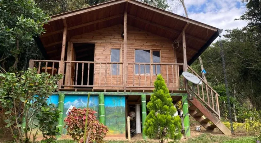 La esmeralda - Image 1