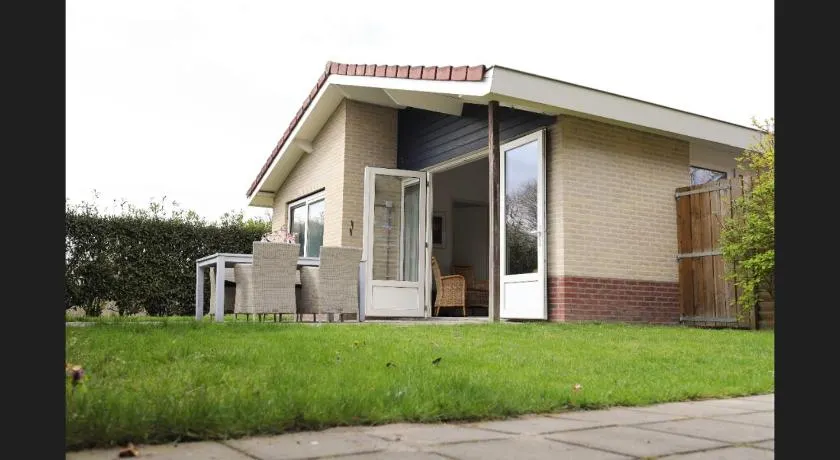 Huinerhofje 2 - Vrijstaand met grote omheinde tuin, rust, privacy en nabij bossen - Image 1