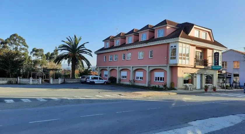 Hotel Pedramea - Image 1