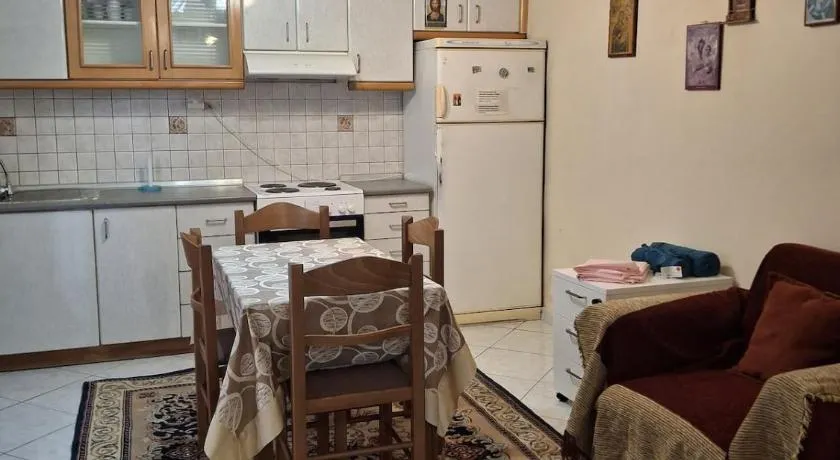 Kaloxori Apartment - Limnothalassa - Image 1