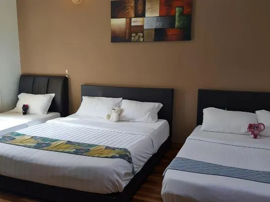 Shamrock Beach Villa Penang No20 Sleeps 22 - Image 1