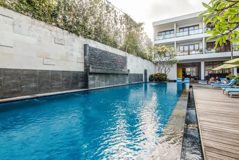 ZEN Rooms Kuta Beach Poppies Lane - Image 1