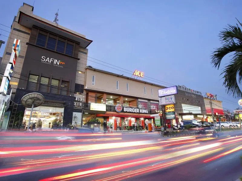 Safin Inn Harmony Seminyak - Image 1