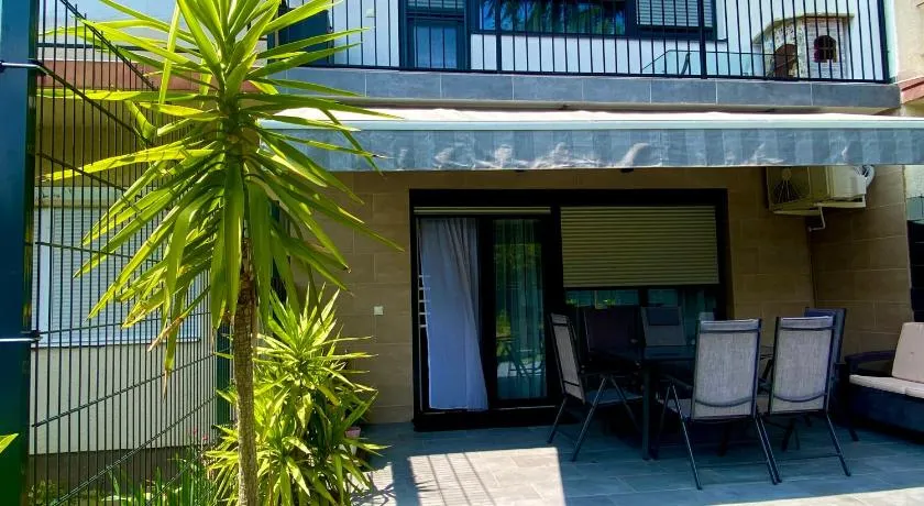 Mark Apartman - Image 1