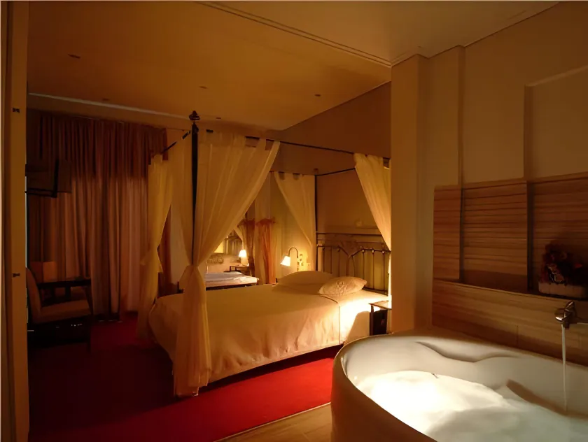 Zen Hotel - Image 1