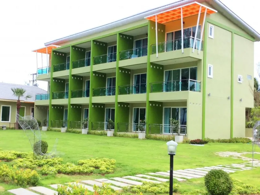 Greenseaview Resort - Image 1
