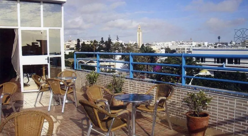 Hôtel Petite Suède - Image 1