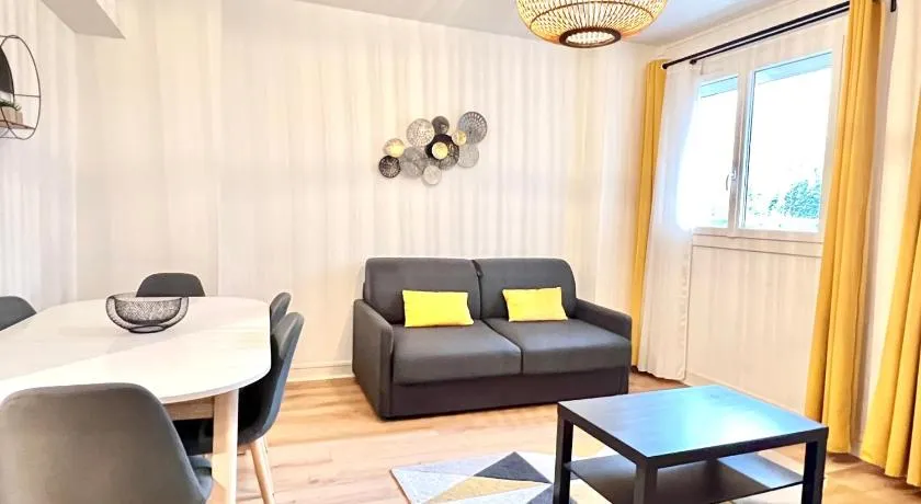 Stay house to Poitiers - Image 1