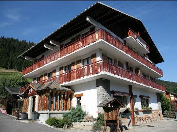 Hôtel La Chaumière - Image 1