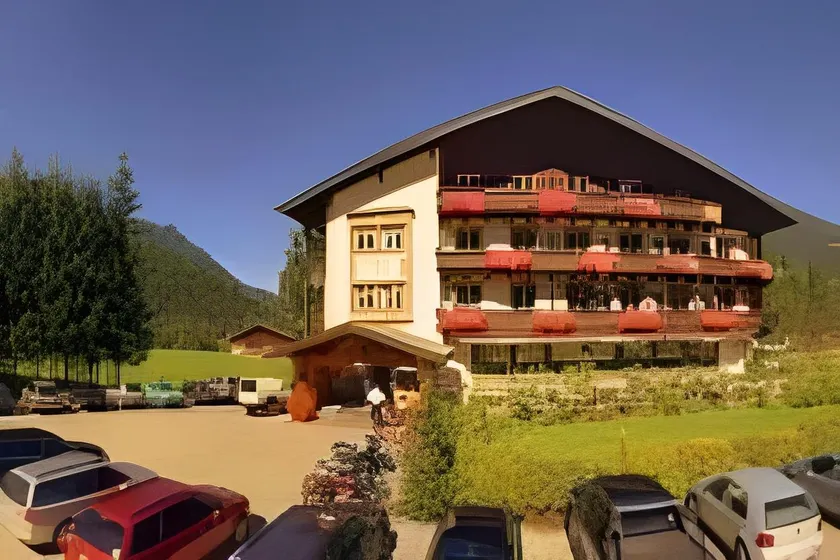 Hotel-Gasthof Heutaler Hof - Image 1