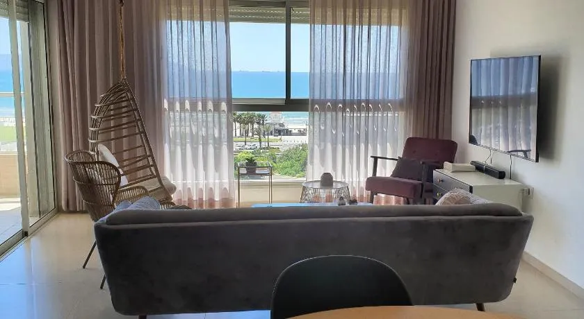 7th Floor - Image 1
