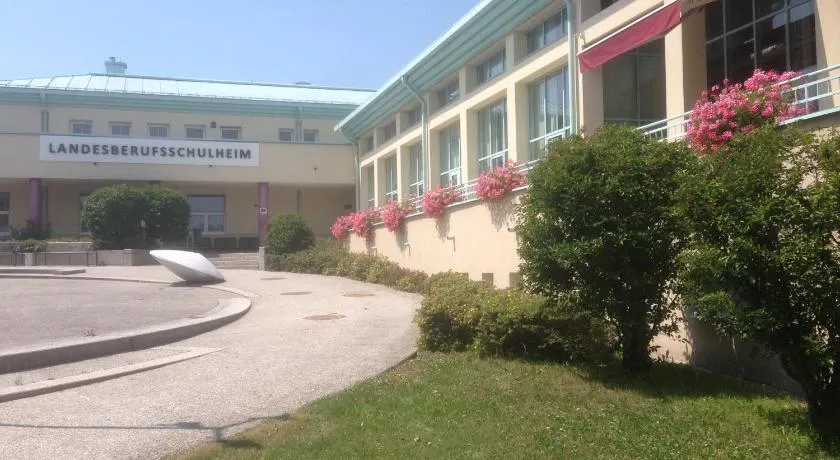 Hostel Obertrum - Image 1