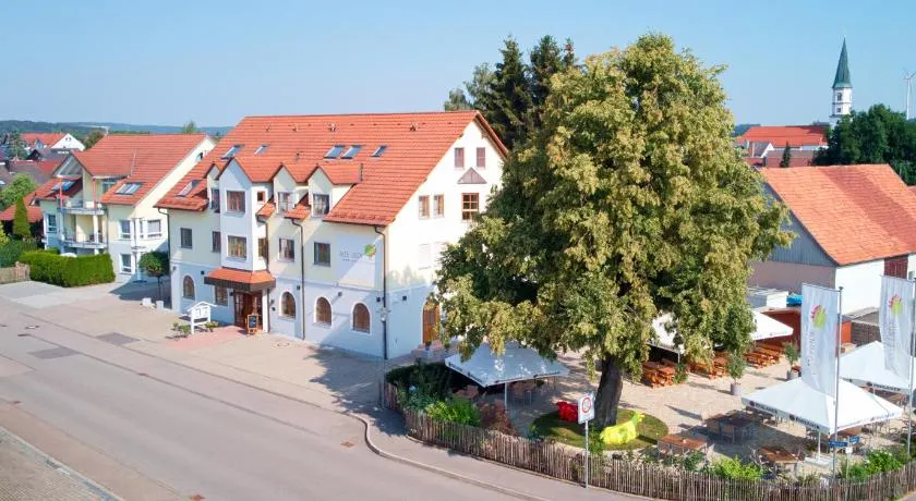 ALTE LINDE Landhotel & Restaurant - Image 1