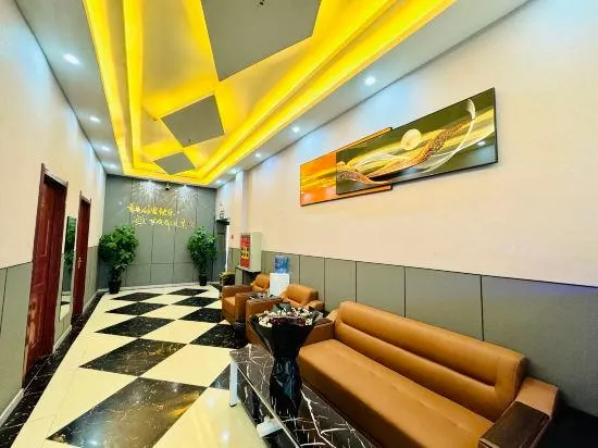 Lanxin Hotel (Zhongchuan Airport Rainbow City) - Image 1