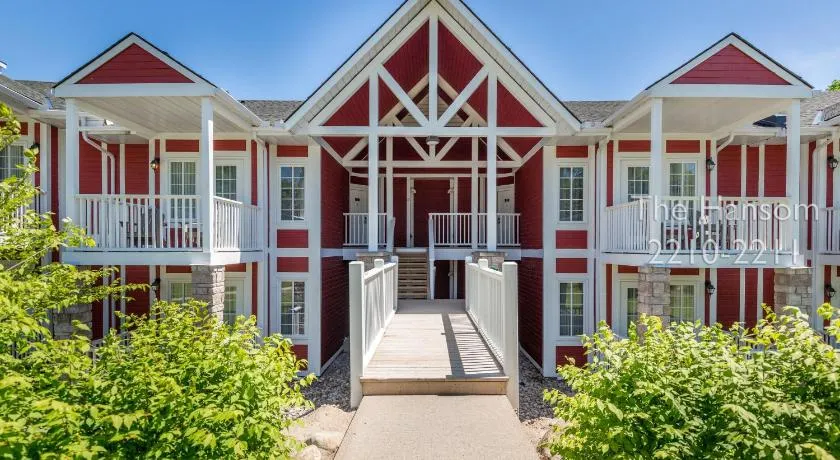 Country Club Charm - 4-Bed Radiant Resort Condo - Image 1