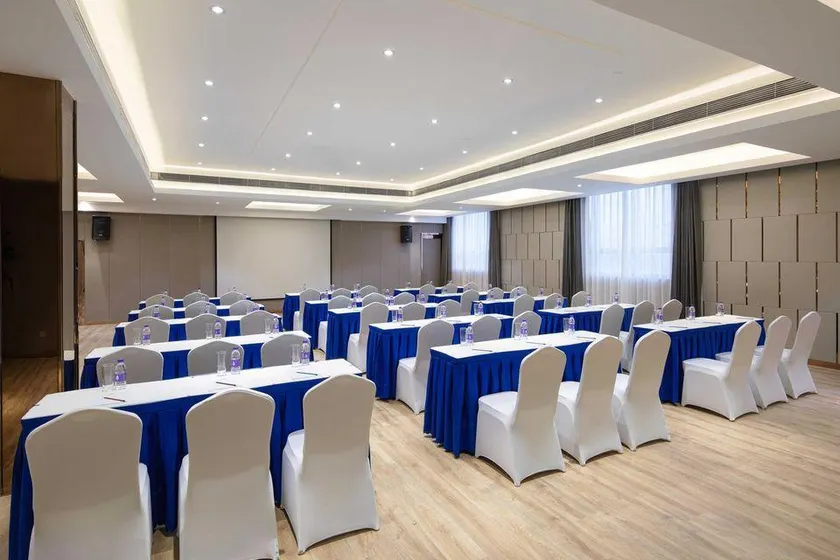 Rosewood Jinhua Hotel - Image 1
