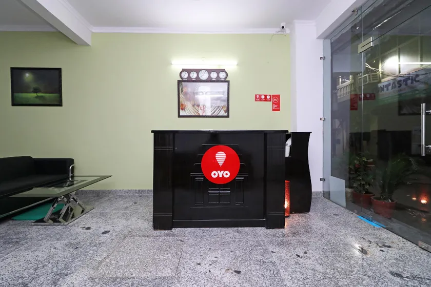 Hotel O Pearl Residency - Image 1