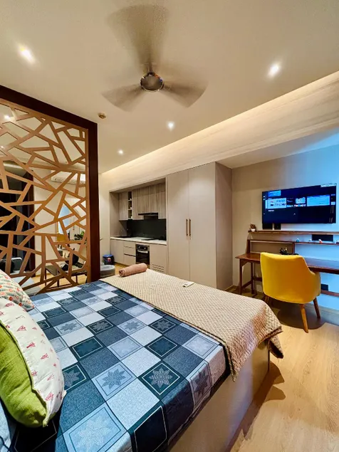 Vaelora Stay - Luxury Studio - Image 1